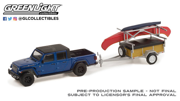 32240-C | 1:64 Hitch & Tow Series 24 - 2021 Jeep Gladiator with Canoe Trailer