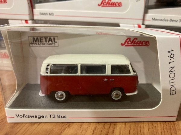 452030300 Schuco 1/64 Volkswagen T2 Bus Wine Red