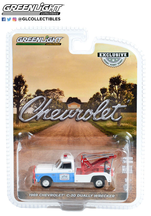 Greenlight 30324 | 1:64 1969 Chevrolet C-30 Dually Wrecker - Hazzard County Garage (Hobby Exclusive)