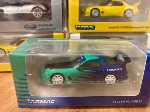T64G-TL022-FA Tarmac Works 1/64 Mazda RX 7 FD3S *Falken*, blue/green