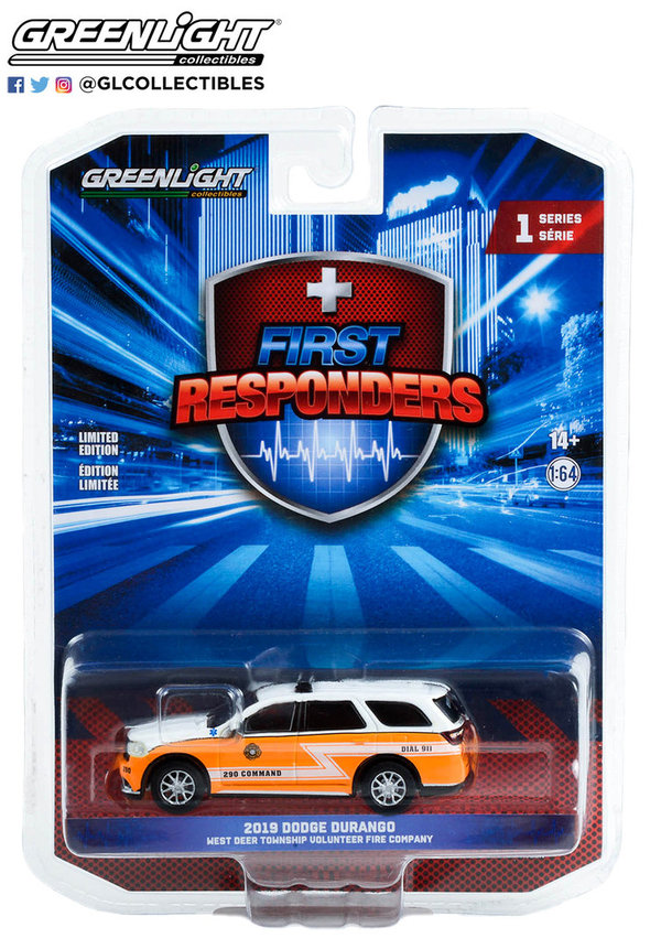 67040-D | 1:64 First Responders 2019 Dodge Durango Paramedic 290 Pennsylvania
