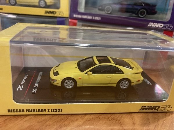 in64-300ZX-YLPG 1/64 Nissan Fairlady Z Z32, yellow pearlglow INNO64