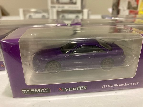 T64G-018-PU 1/64 Nissan Vertex Silvia S14, purple metallic Tarmac